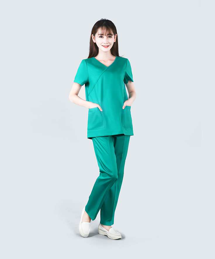 短袖套裝內(nèi)穿衣